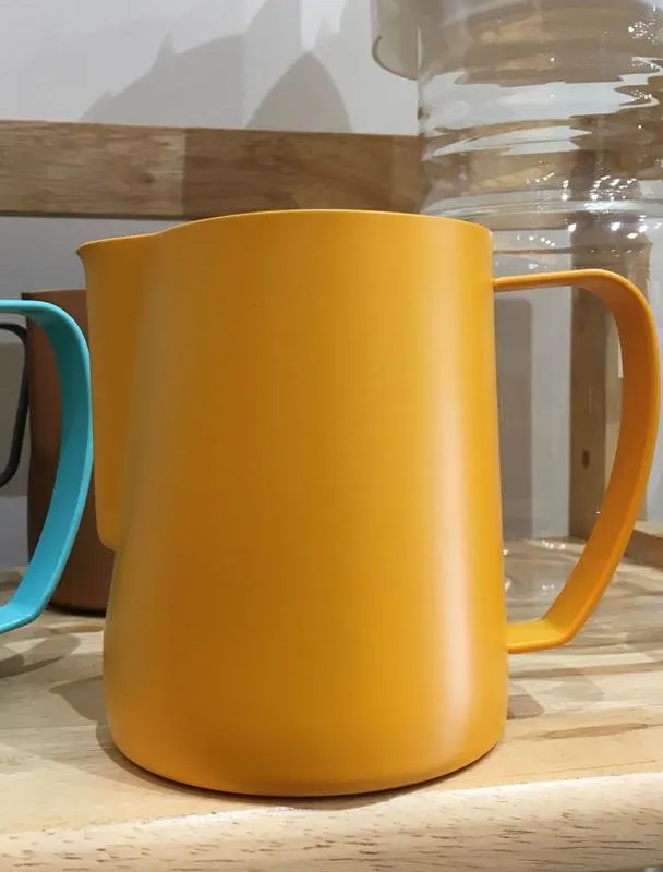 Blagu Milk Pitcher Barista Sunflower 600ml