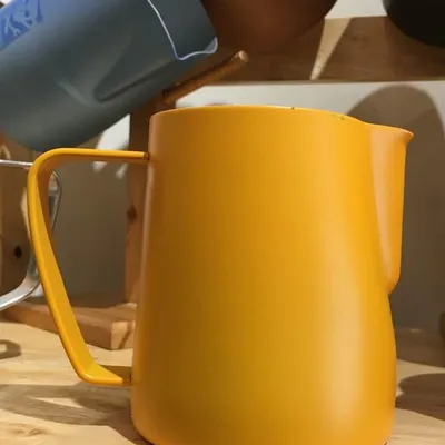 Blagu Milk Pitcher Barista Sunflower 350ml