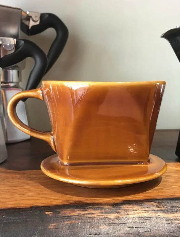 Blagu Dripper vàng nhạt