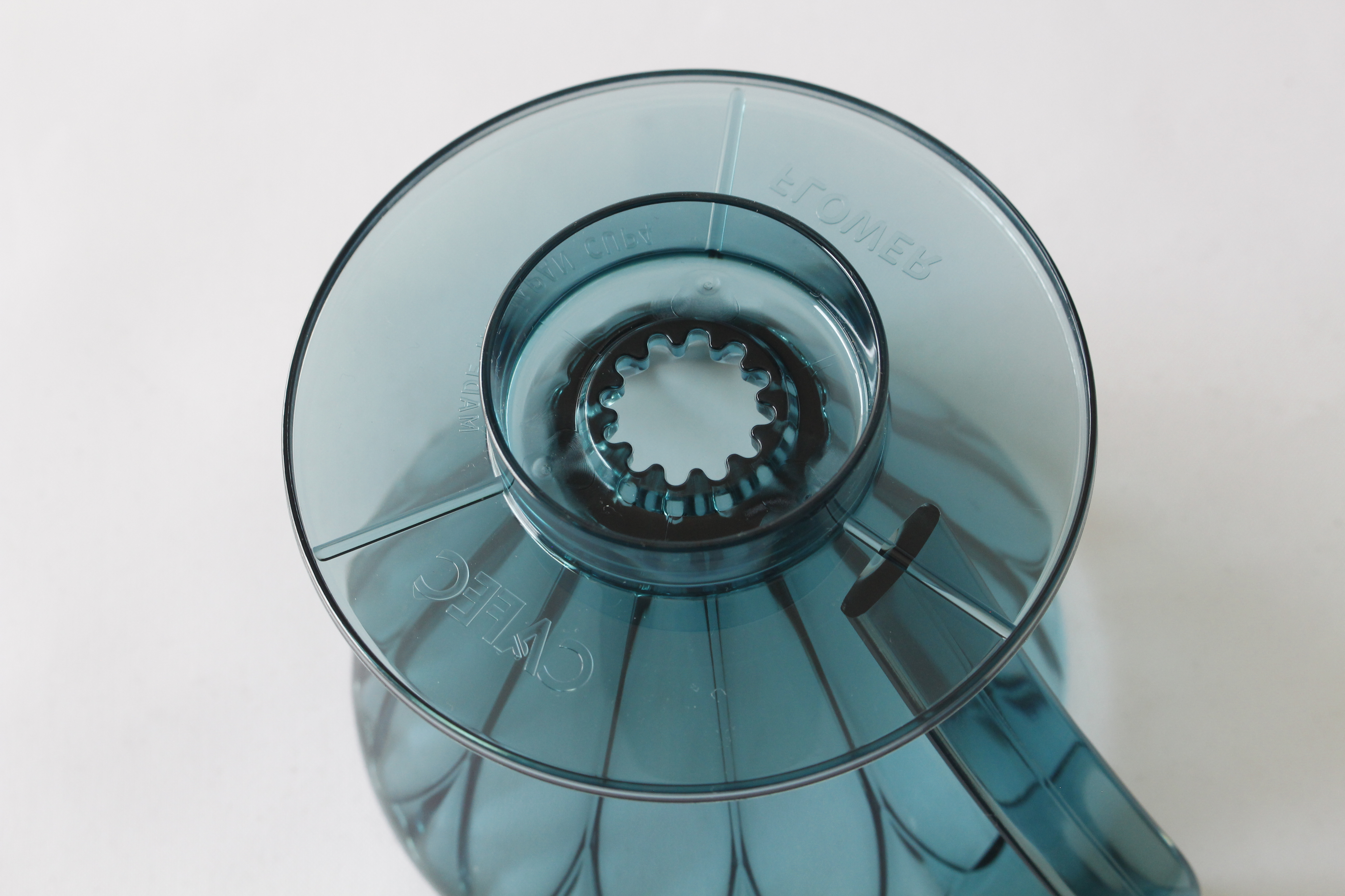 Phễu pha cà phê Sanyo Cafec V60 Dripper Flower - Màu Vàng - Size 02 11