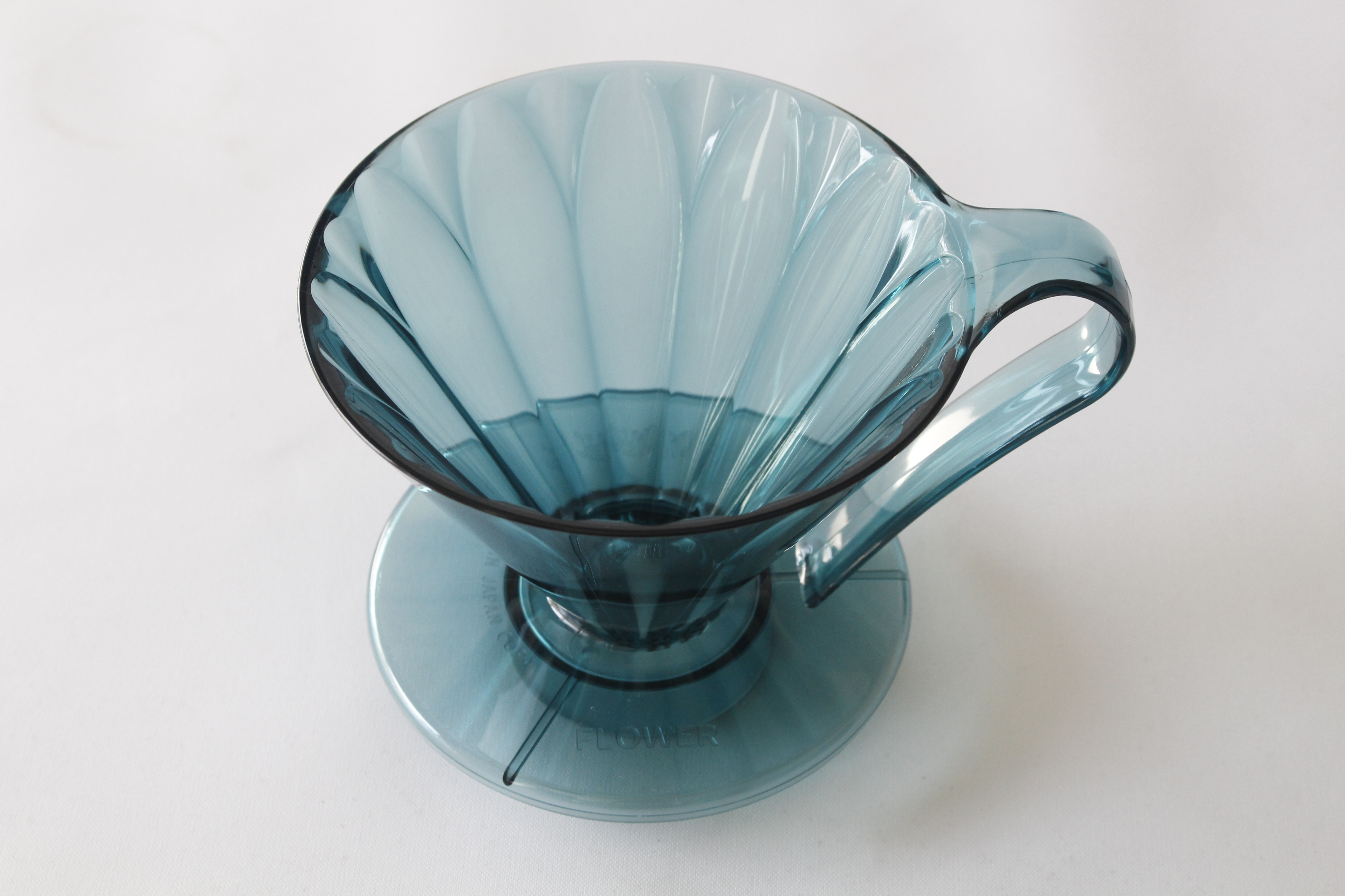 Phễu pha cà phê Sanyo Cafec V60 Dripper Flower - Màu Vàng - Size 02 12