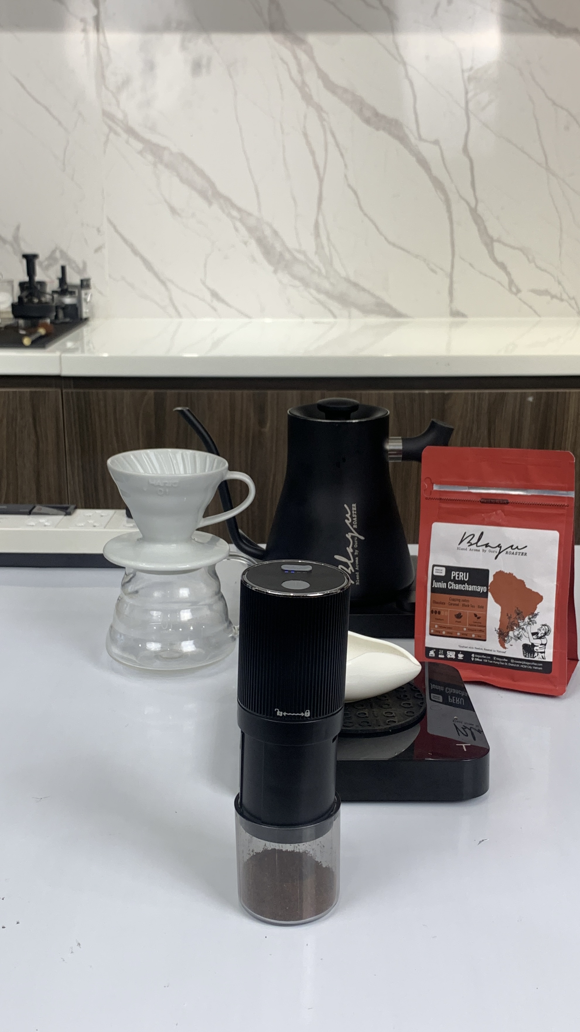 PRESSOCO Portable Electric grinder - Gen Z 38mm | USB Rechargeable - Red 13