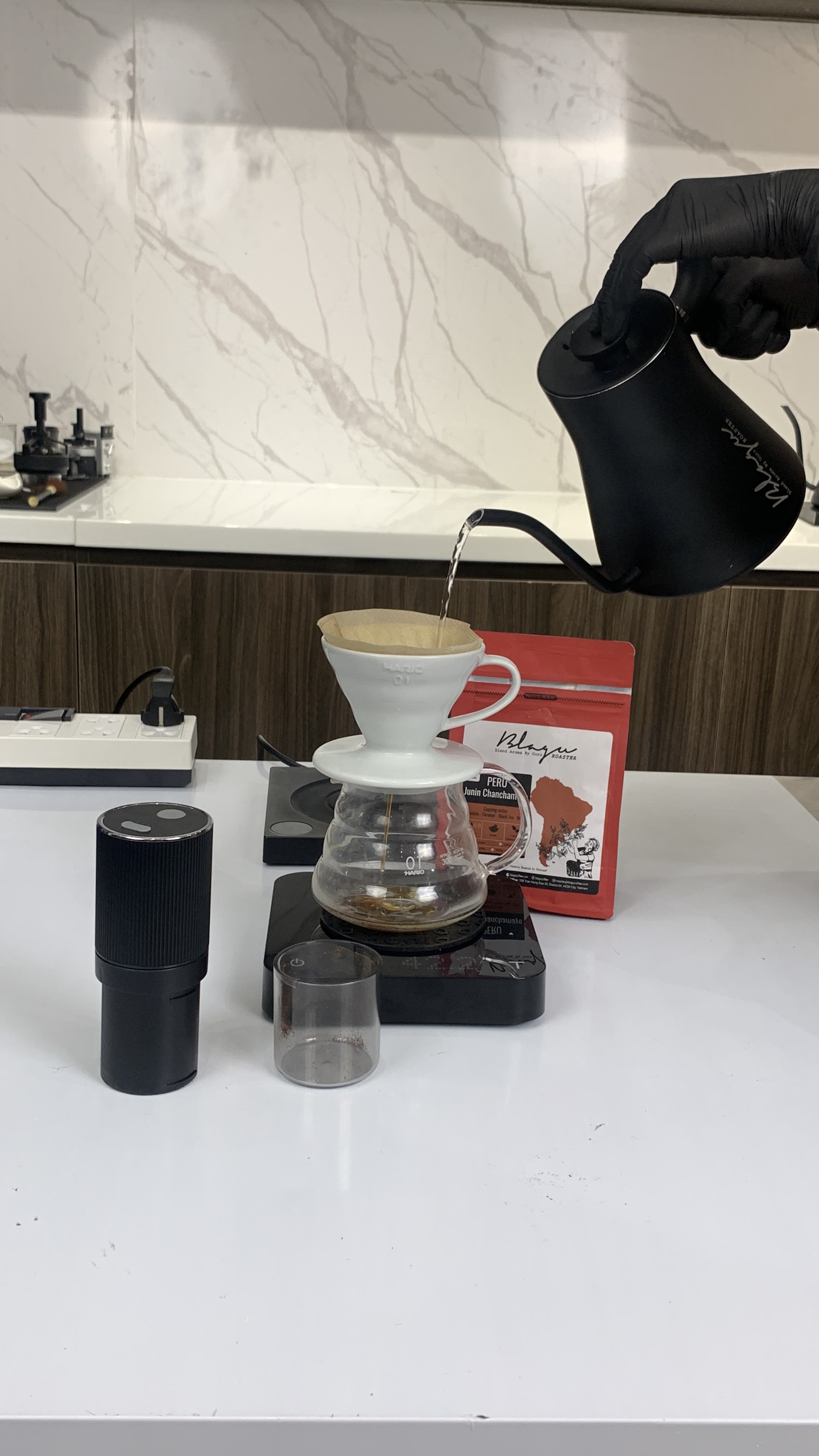 PRESSOCO Portable Electric grinder - Gen Z 38mm | USB Rechargeable - Red 15