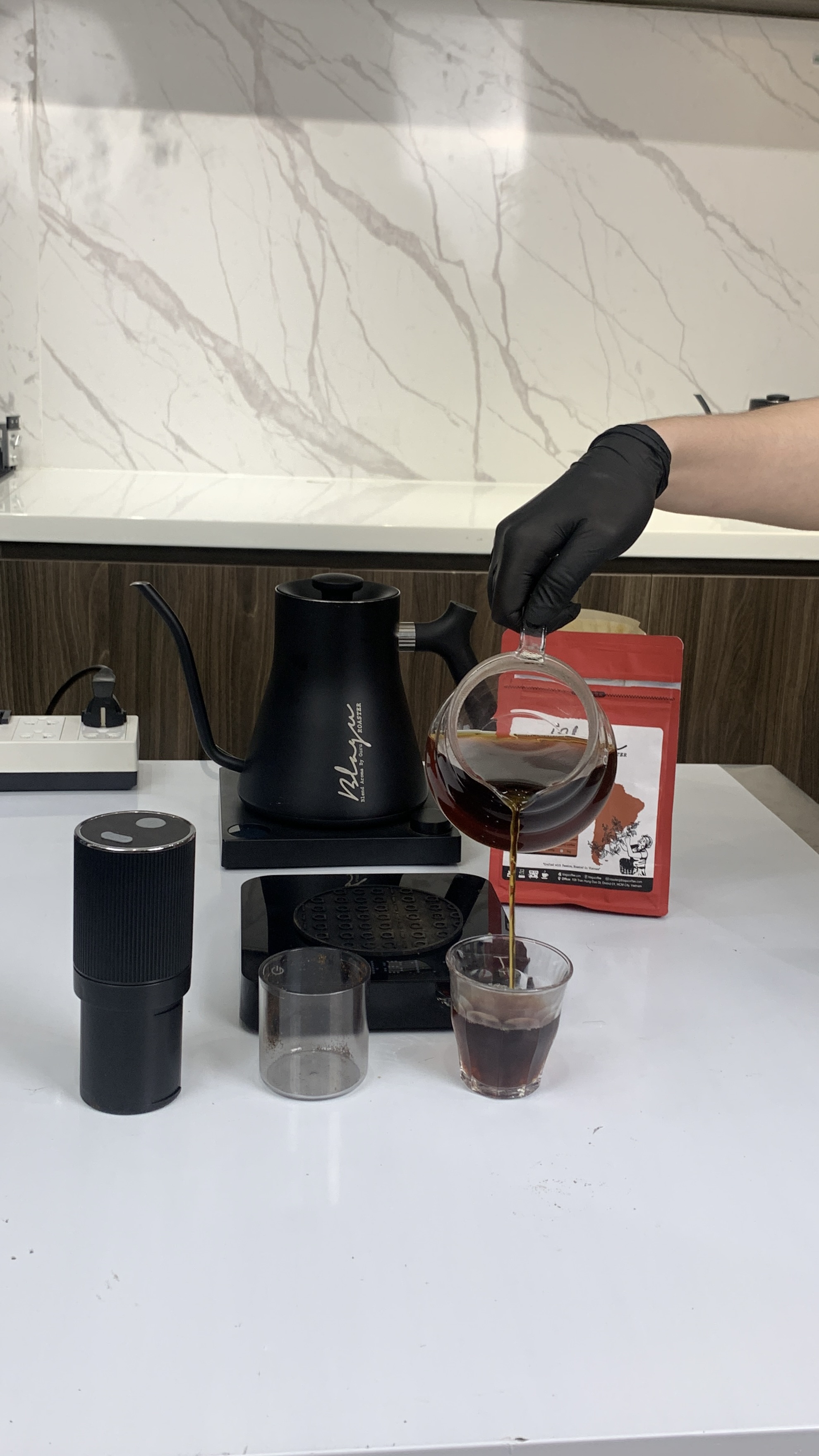 PRESSOCO Portable Electric grinder - Gen Z 38mm | USB Rechargeable - Red 12