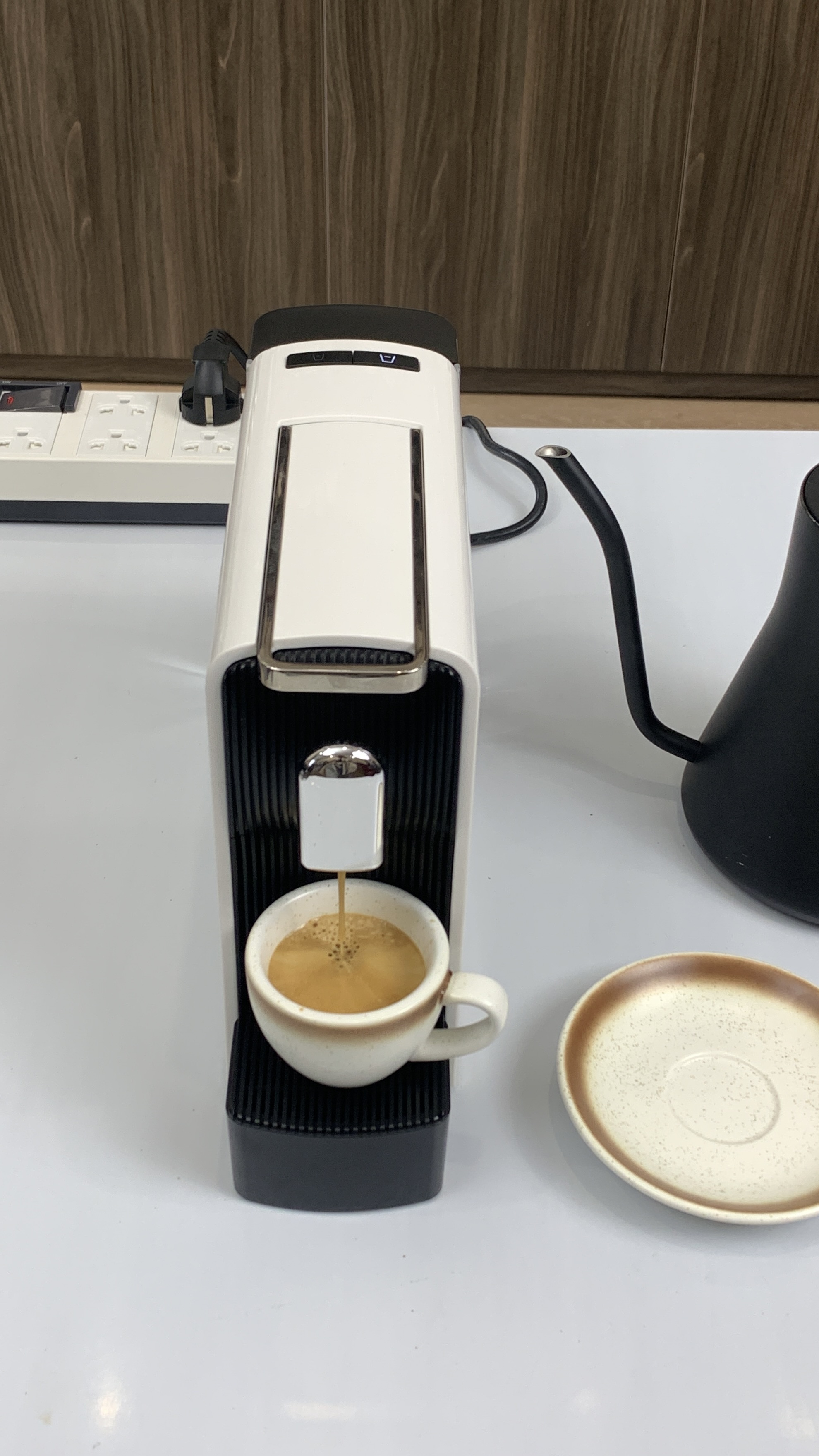 Pressoco Nes Machine IZI - Black 5