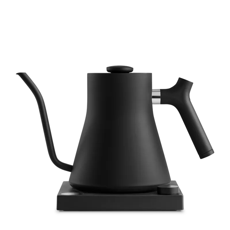 Fellow Kettle Stagg EKG 0.9L - Matte Black - Walnut Handle (EU, 220V, F Plug)